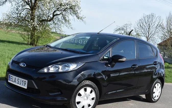 ford Ford Fiesta cena 21700 przebieg: 159160, rok produkcji 2009 z Łask